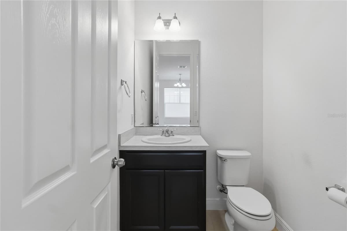 3393 WAUSEON DRIVE — photo 7 of 47