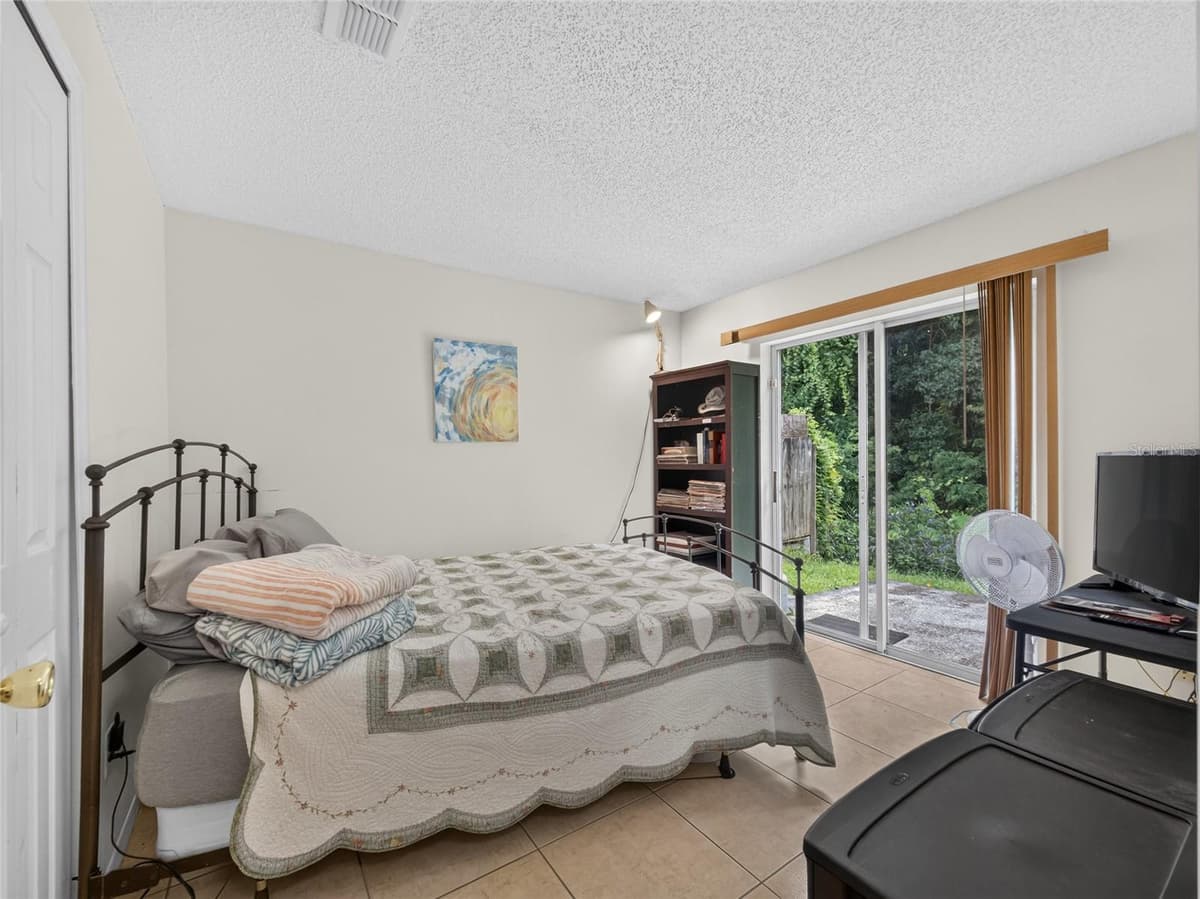 10225 CODY LANE — photo 7 of 23