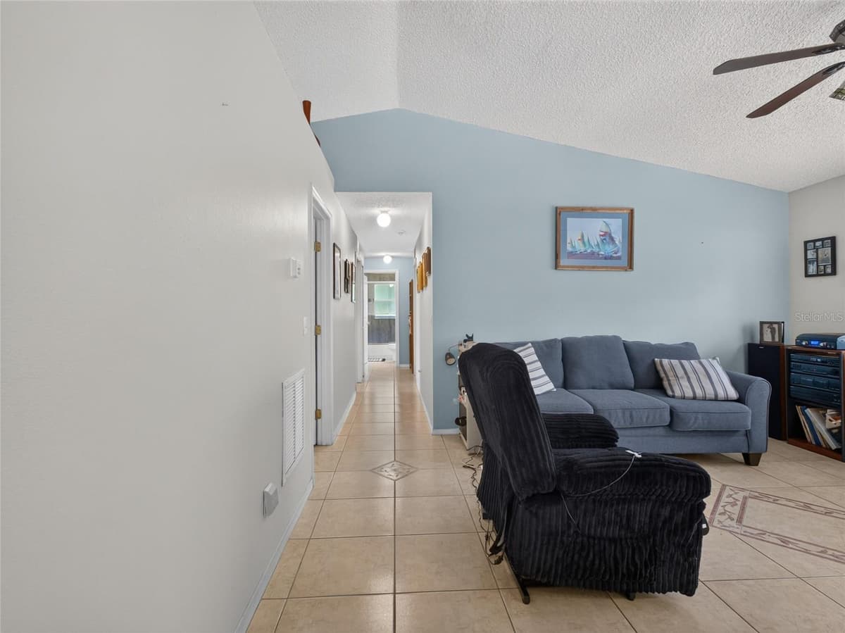 10225 CODY LANE — photo 16 of 23