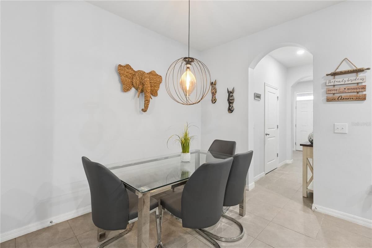 417 NEWMONT CIRCLE — photo 11 of 42