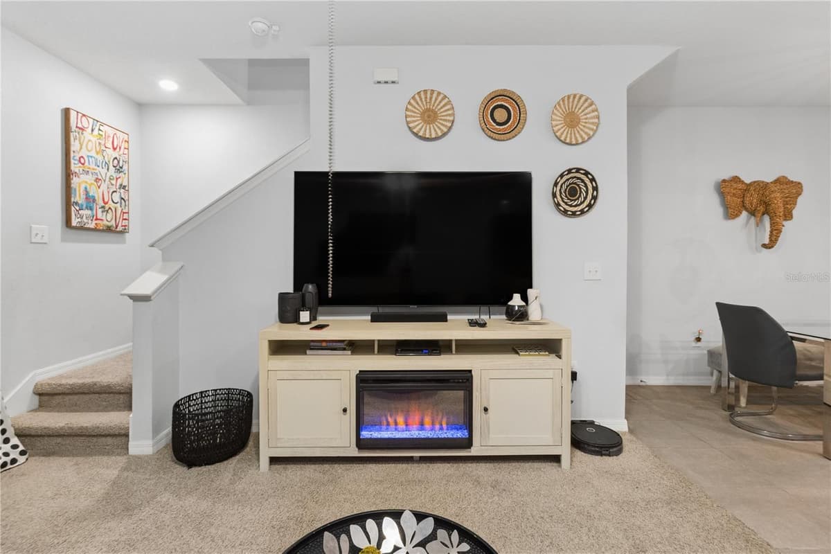 417 NEWMONT CIRCLE — photo 12 of 42