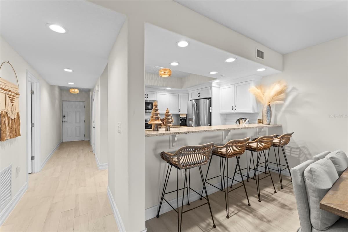 1805 RIVERSIDE DRIVE — photo 11 of 56