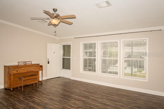 9343 SCEPTER AVENUE — photo 6 of 37
