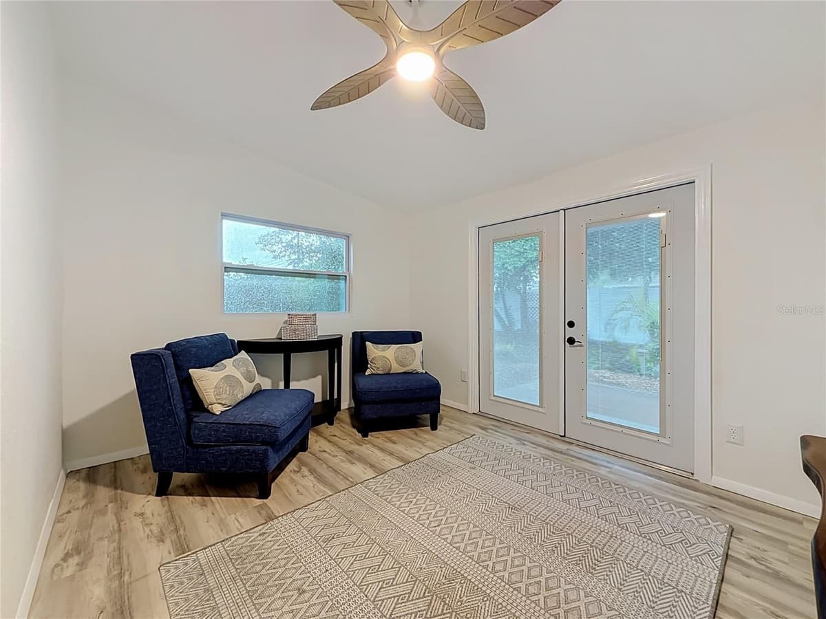 2149 RIVIERA DRIVE — photo 17 of 37