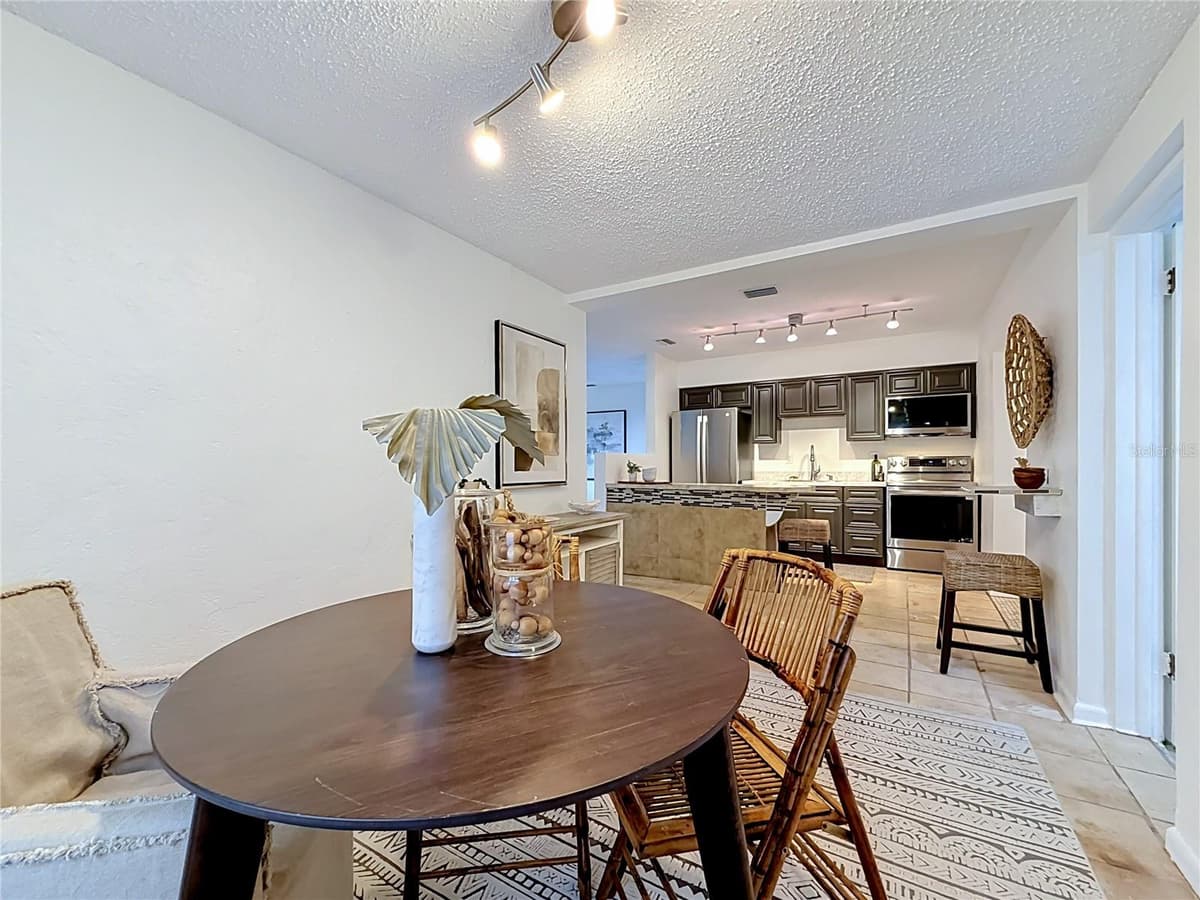 2149 RIVIERA DRIVE — photo 15 of 37