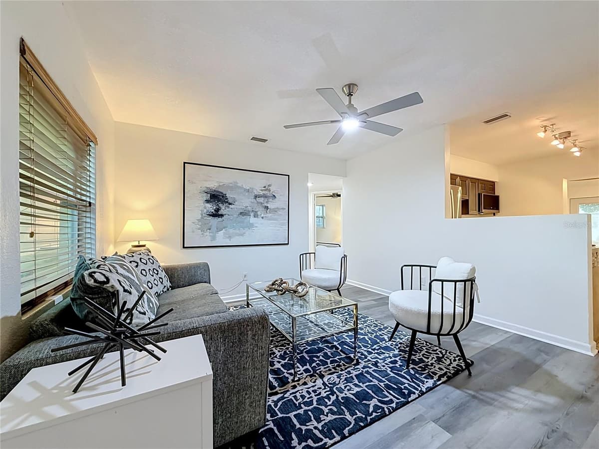 2149 RIVIERA DRIVE — photo 3 of 37