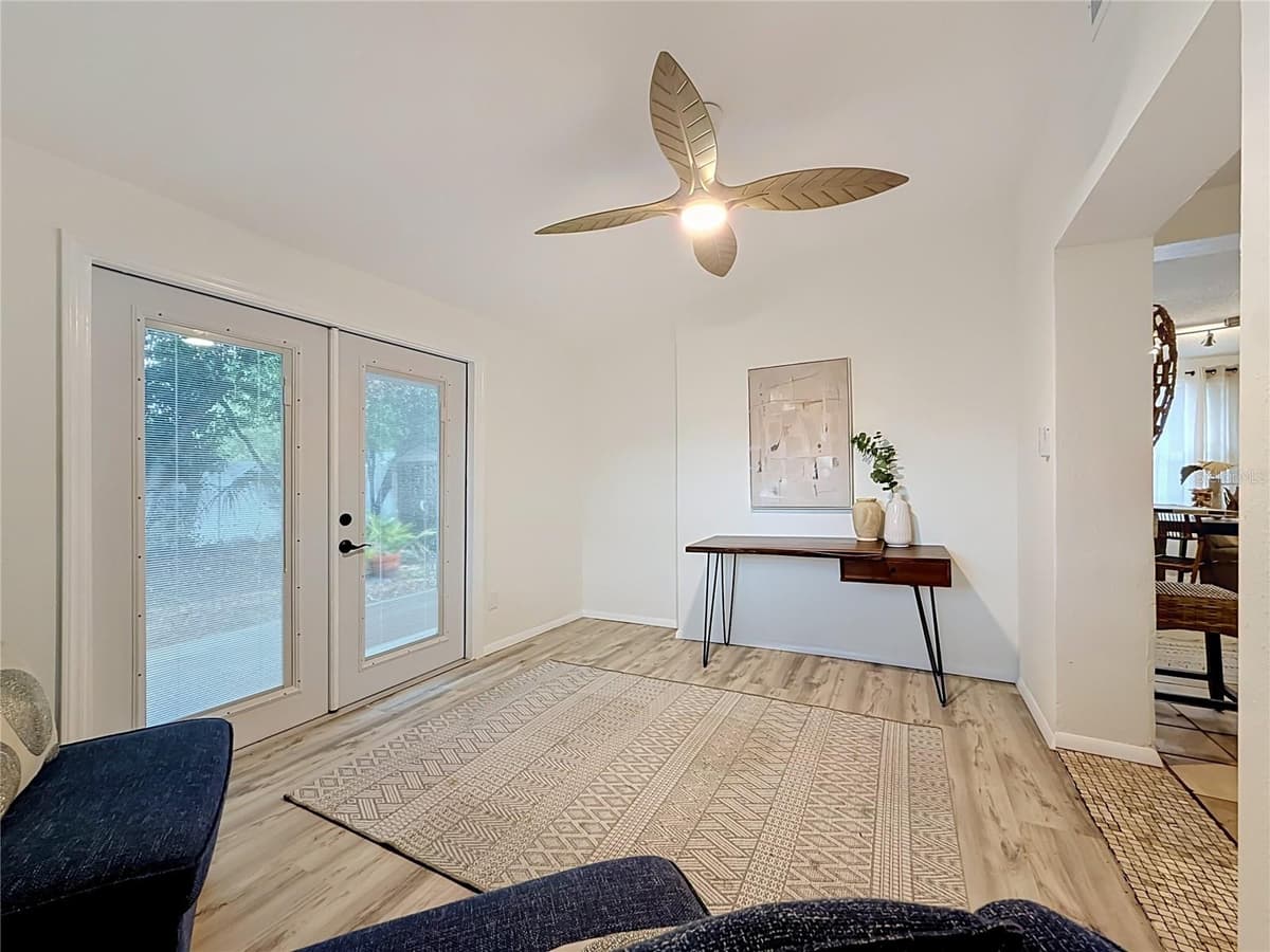 2149 RIVIERA DRIVE — photo 22 of 37