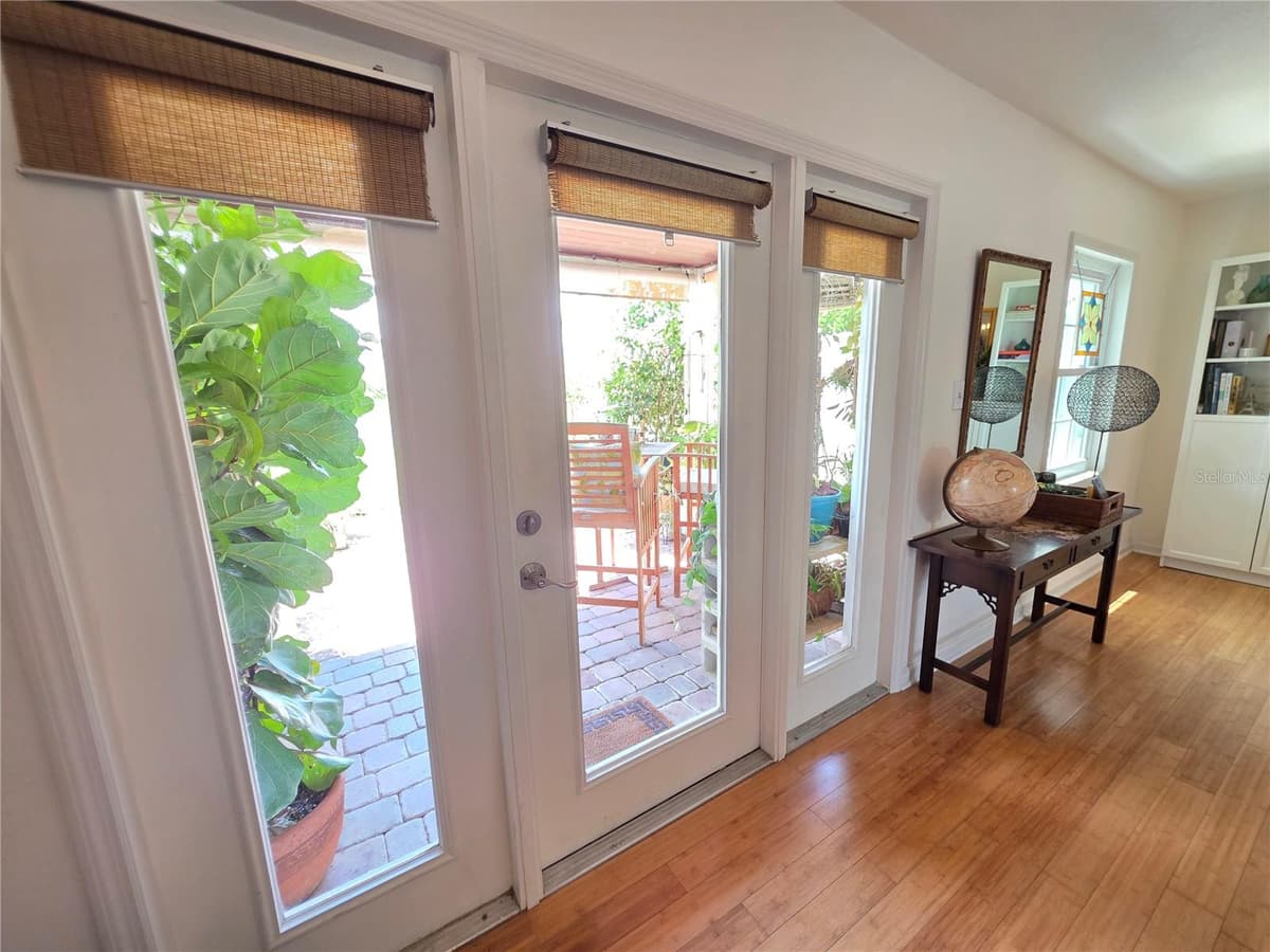 118 POMPANO DRIVE — photo 10 of 70