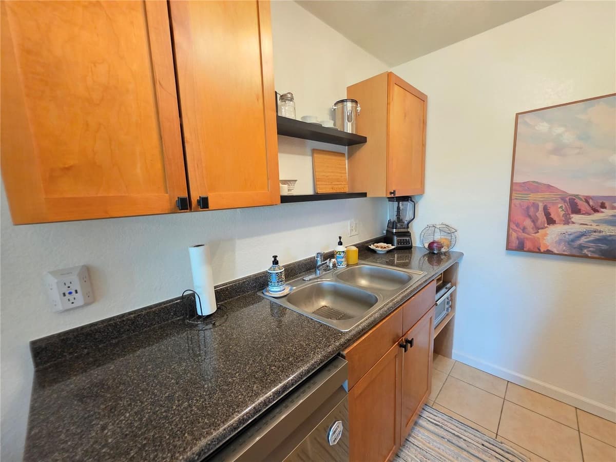 118 POMPANO DRIVE — photo 27 of 70