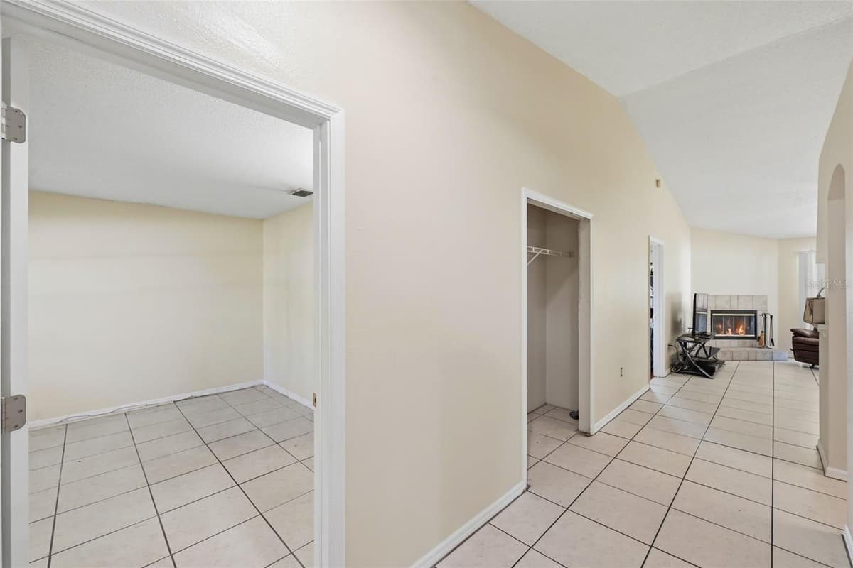 1593 WATSON OAKS COURT — photo 4 of 34