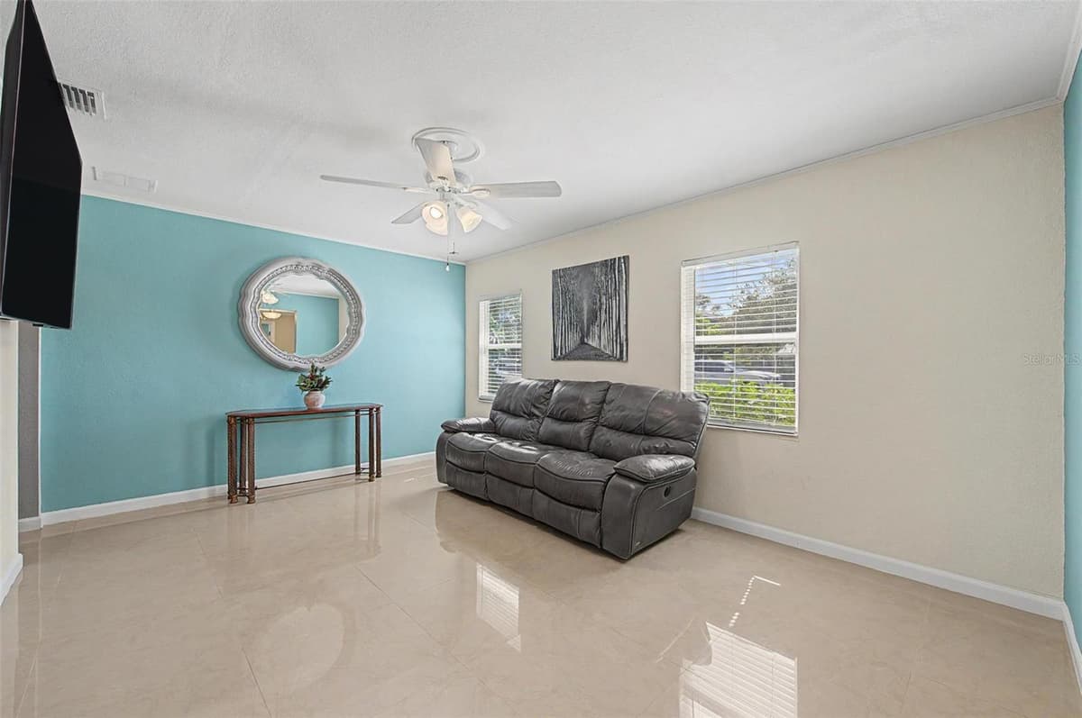 6704 GABRIELLE STREET — photo 3 of 25