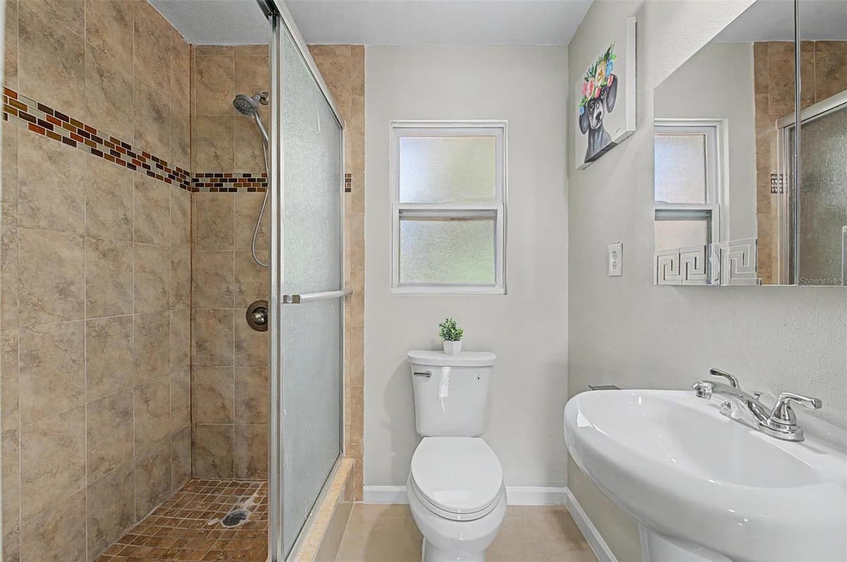 6704 GABRIELLE STREET — photo 16 of 25