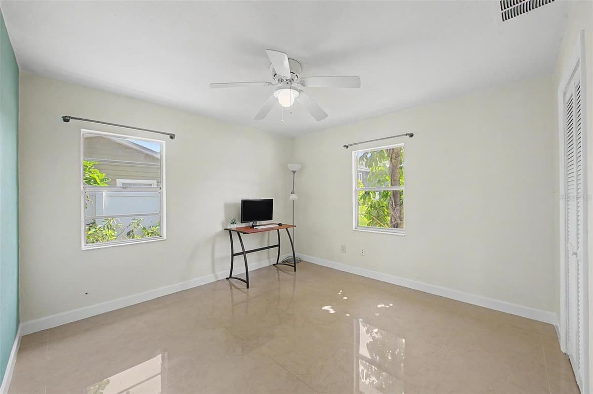 6704 GABRIELLE STREET — photo 15 of 25