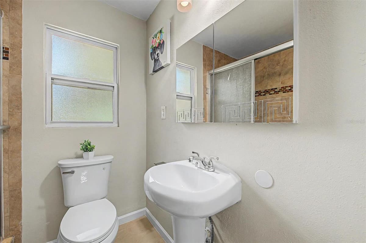 6704 GABRIELLE STREET — photo 17 of 25