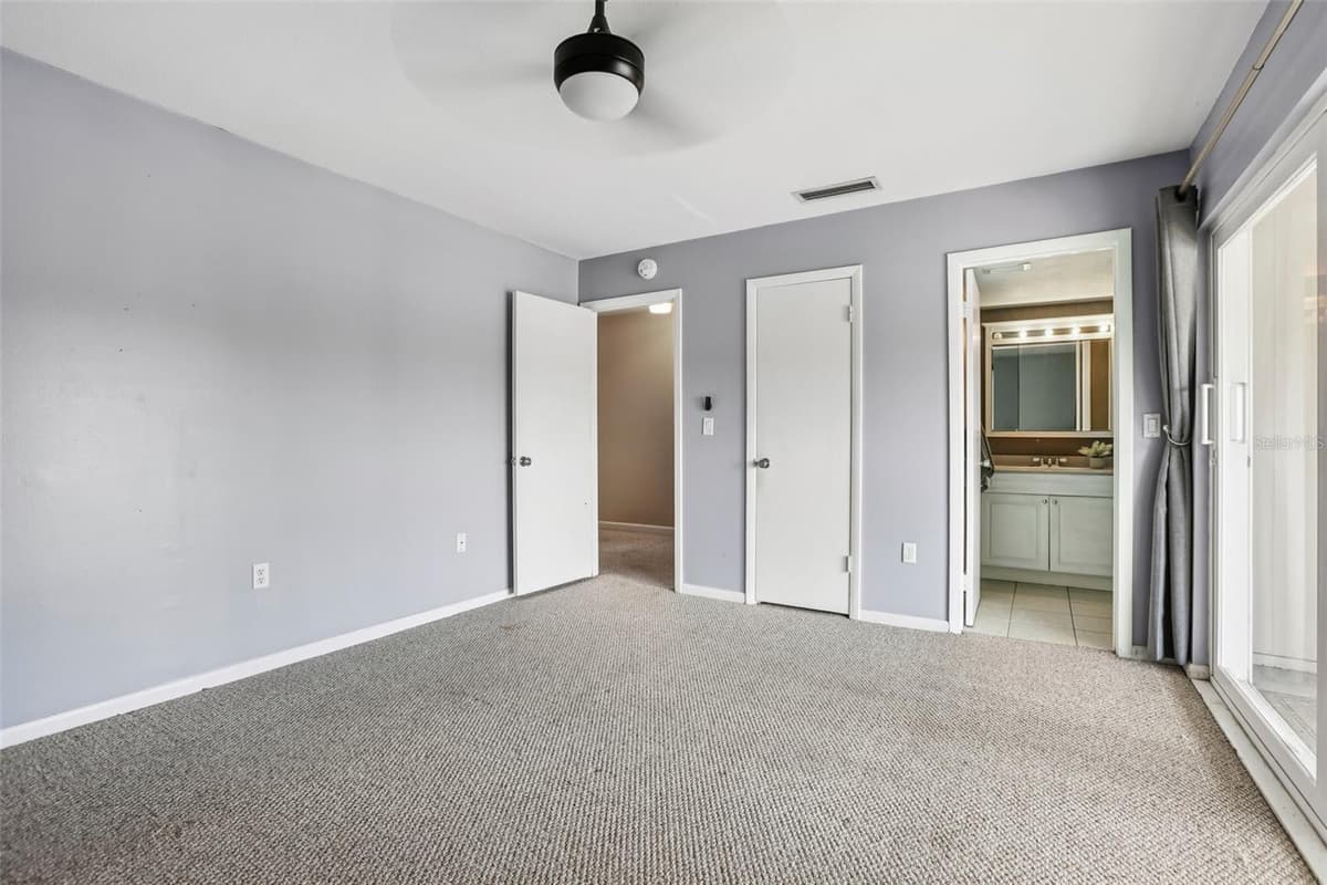 6325 NEWTOWN CIRCLE — photo 35 of 58