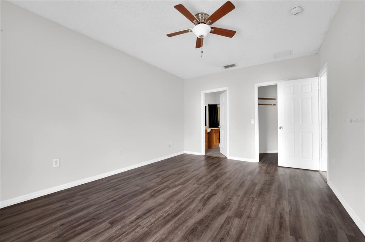 433 LAKEVIEW ROAD — photo 8 of 35