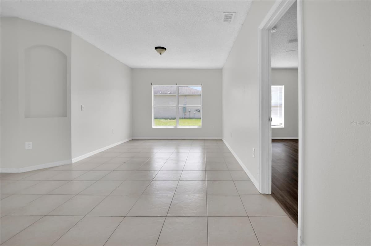 433 LAKEVIEW ROAD — photo 14 of 35