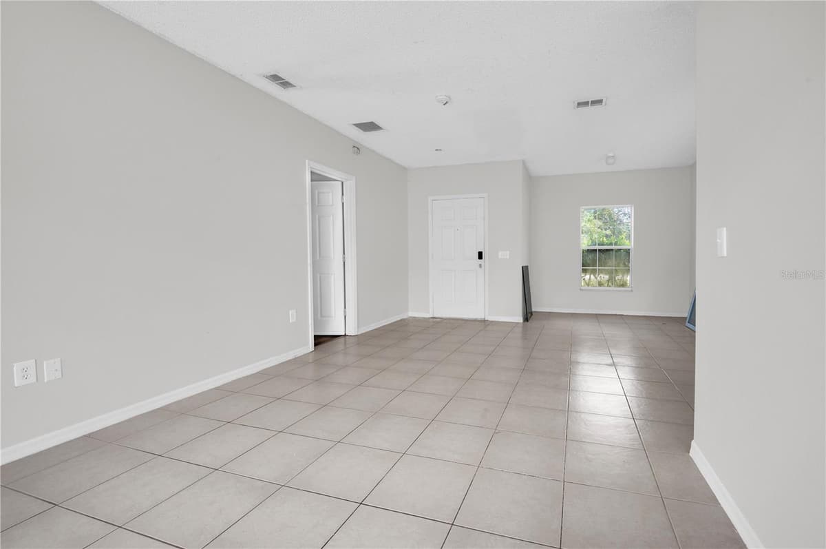 433 LAKEVIEW ROAD — photo 16 of 35
