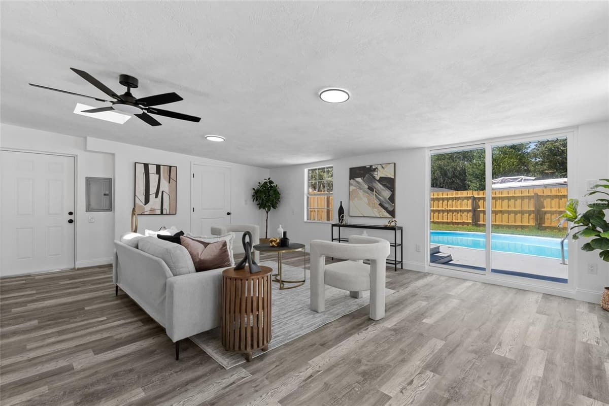 1259 SCOTTSDALE DRIVE — photo 3 of 23