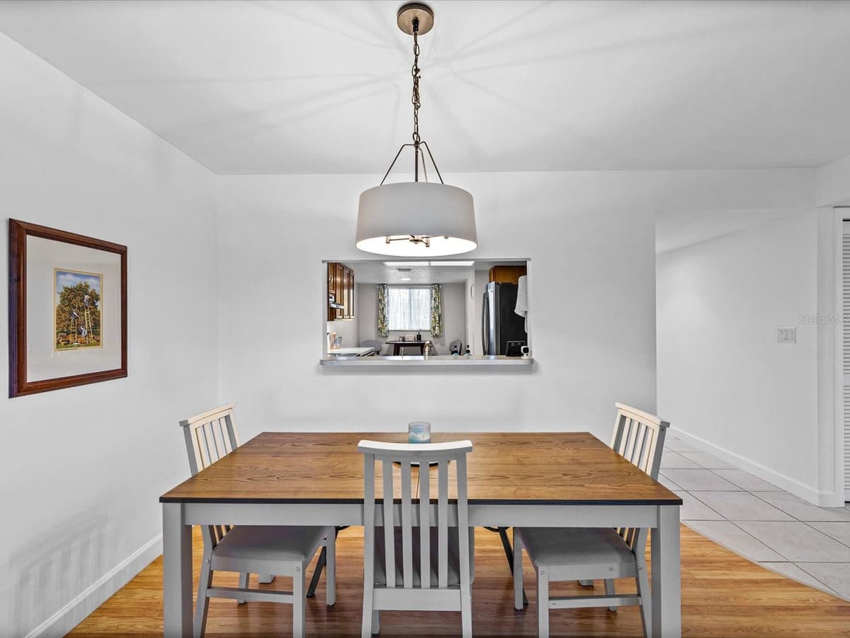 7719 COSME DRIVE — photo 18 of 54