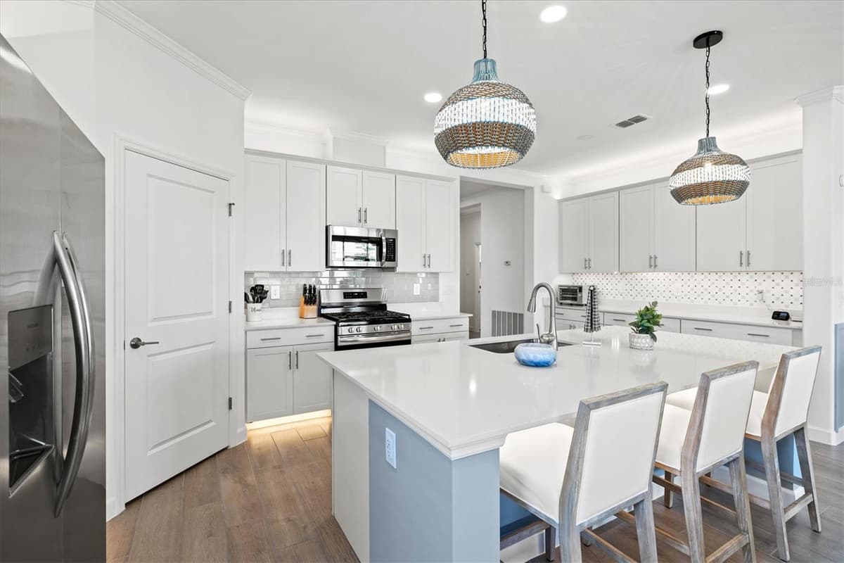 5144 SPOTTED SEAL LANE — photo 9 of 80