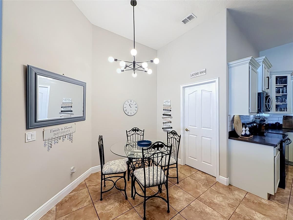204 BUTTER HILL — photo 15 of 58
