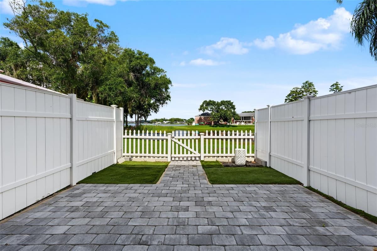 13747 JUNIPER BLOSSOM DRIVE — photo 50 of 67