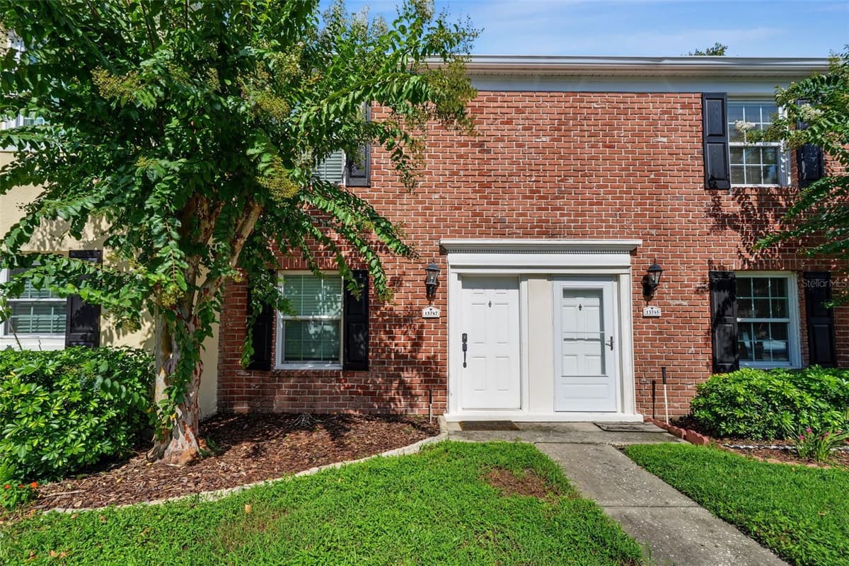 13747 JUNIPER BLOSSOM DRIVE — photo 2 of 67