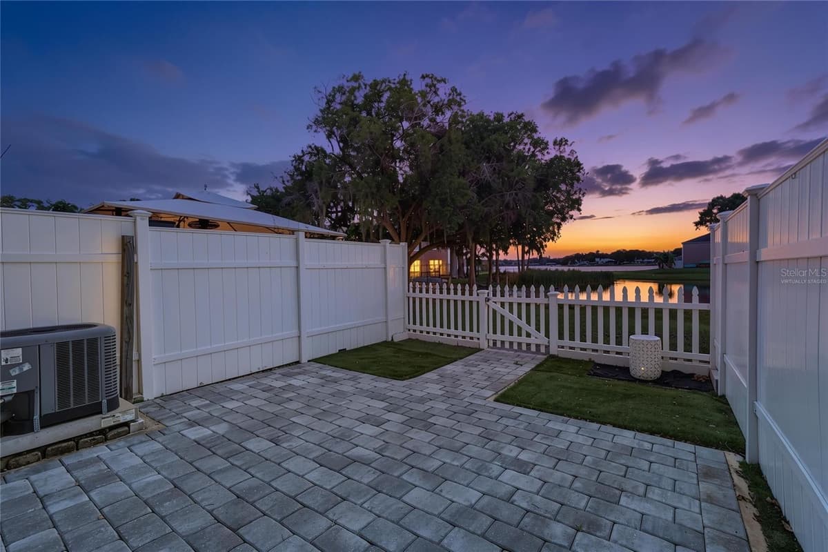 13747 JUNIPER BLOSSOM DRIVE — photo 48 of 67
