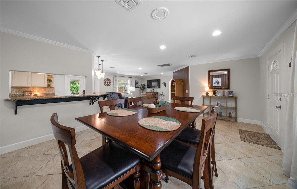 530 35TH STREET — photo 18 of 32