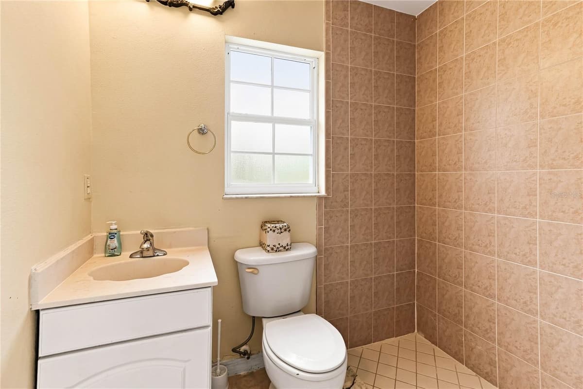 426 VISTA LOOP — photo 36 of 48
