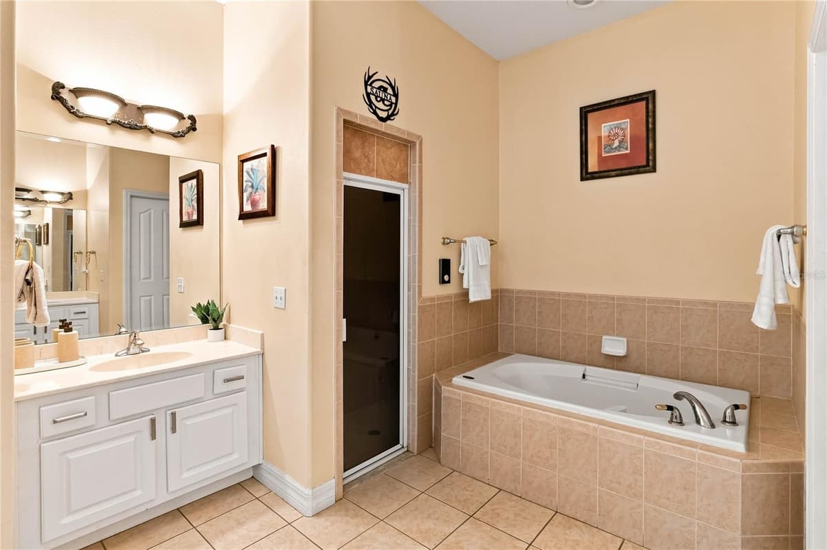 426 VISTA LOOP — photo 19 of 48