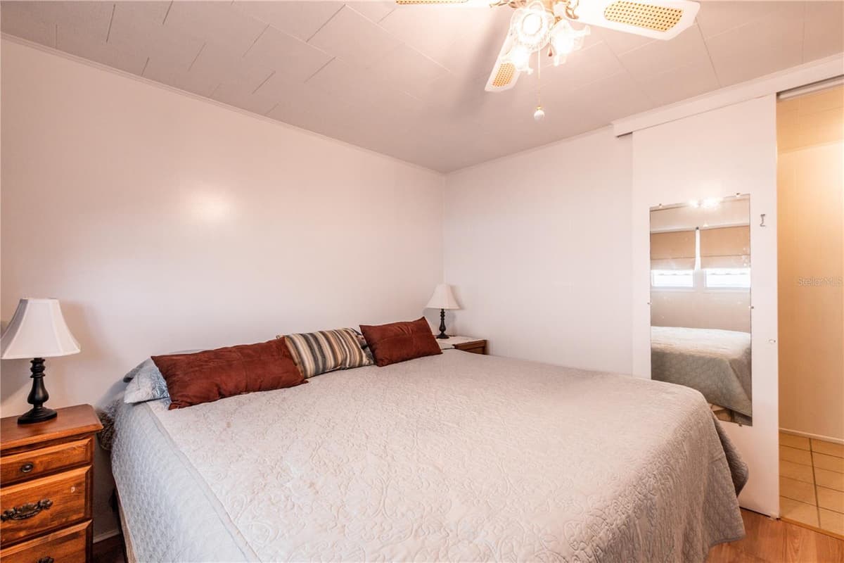5227 BETTY STREET — photo 22 of 50