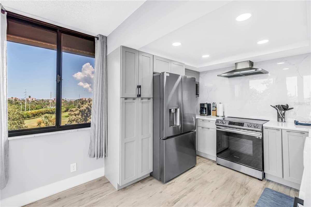 6269 PALMA DEL MAR BOULEVARD — photo 9 of 42