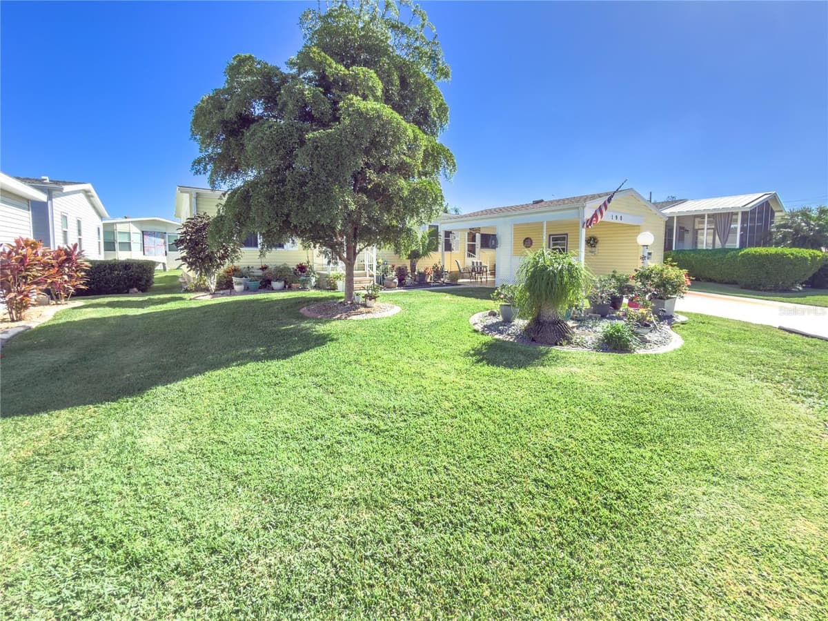 190 NIGHTINGALE CIRCLE — photo 4 of 47
