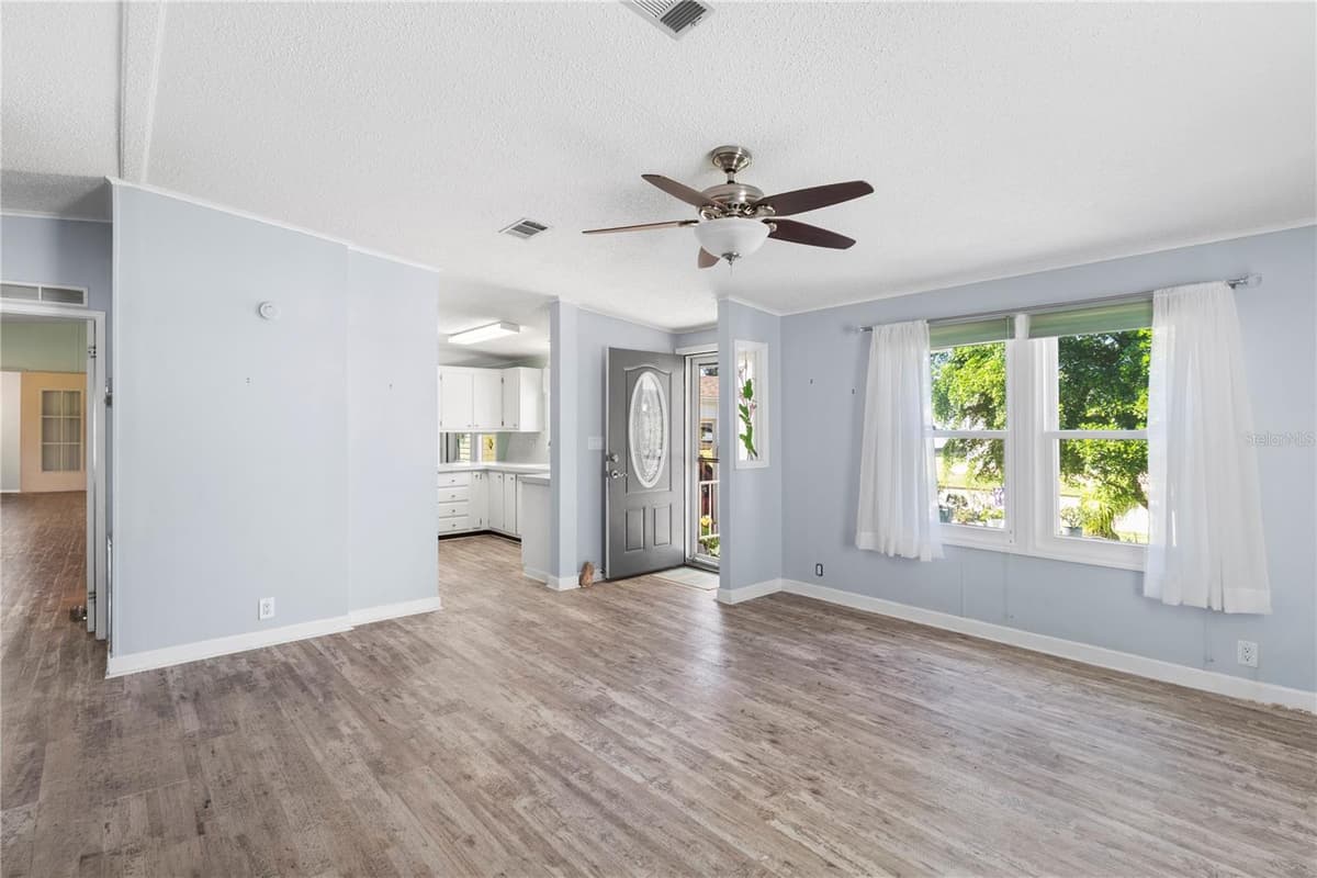 190 NIGHTINGALE CIRCLE — photo 11 of 47