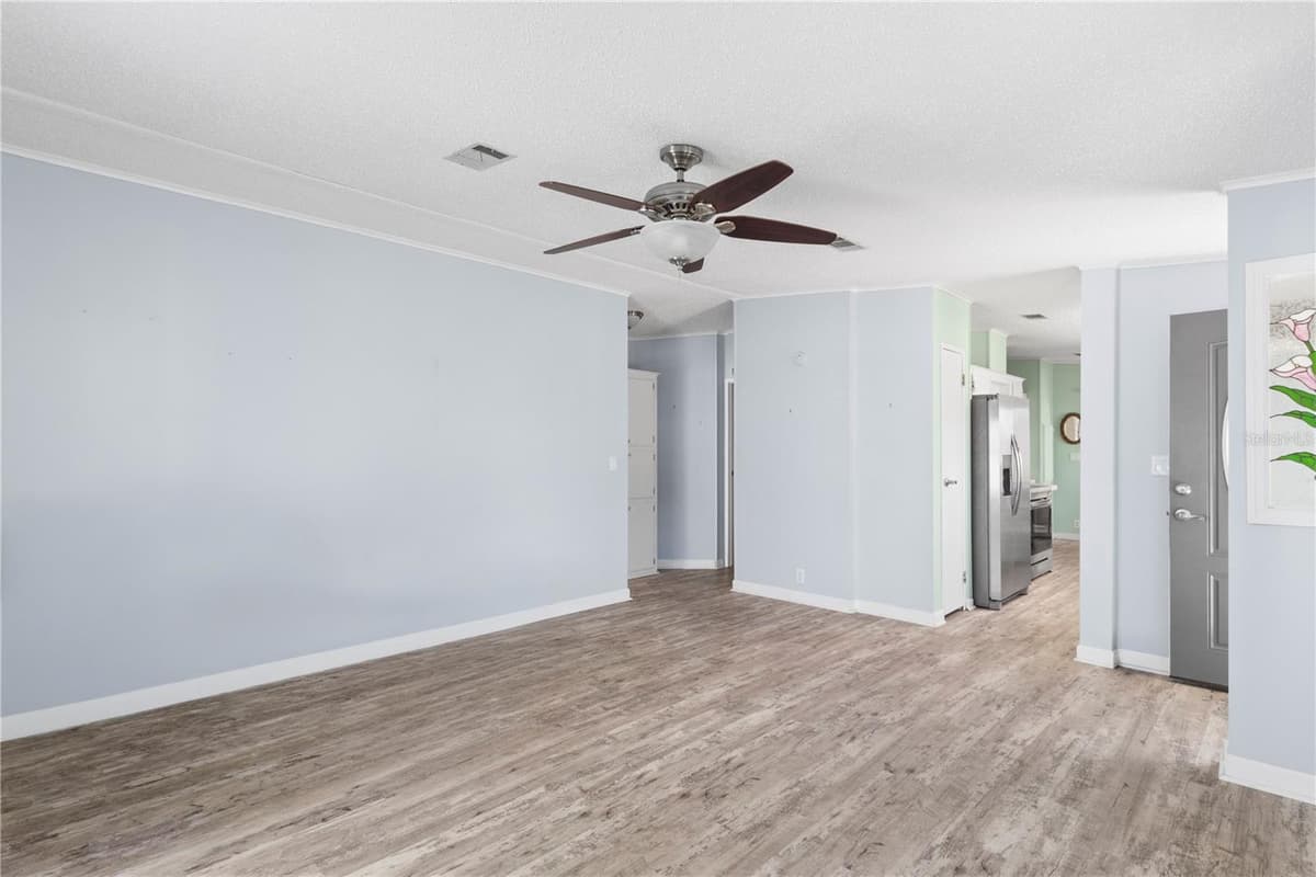 190 NIGHTINGALE CIRCLE — photo 12 of 47