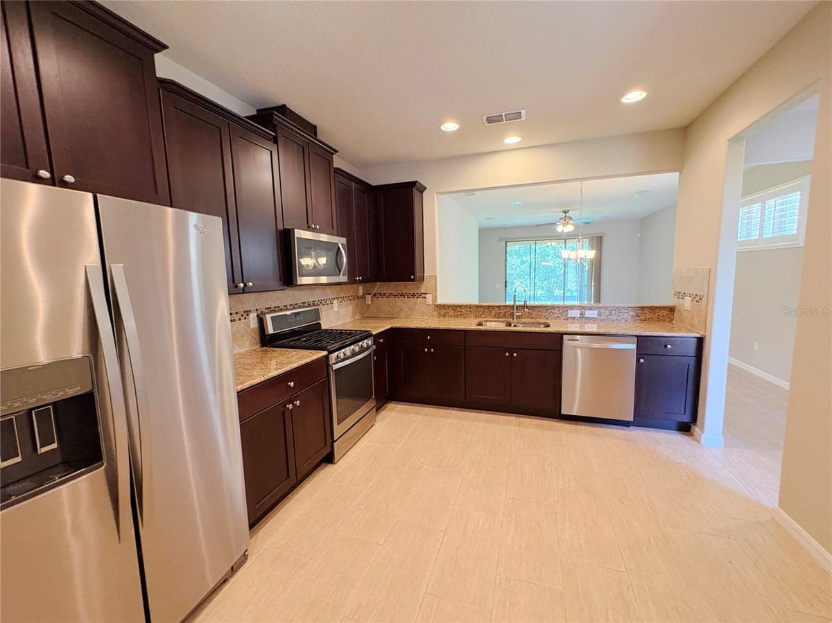 116 LA CRESTA COURT — photo 5 of 21
