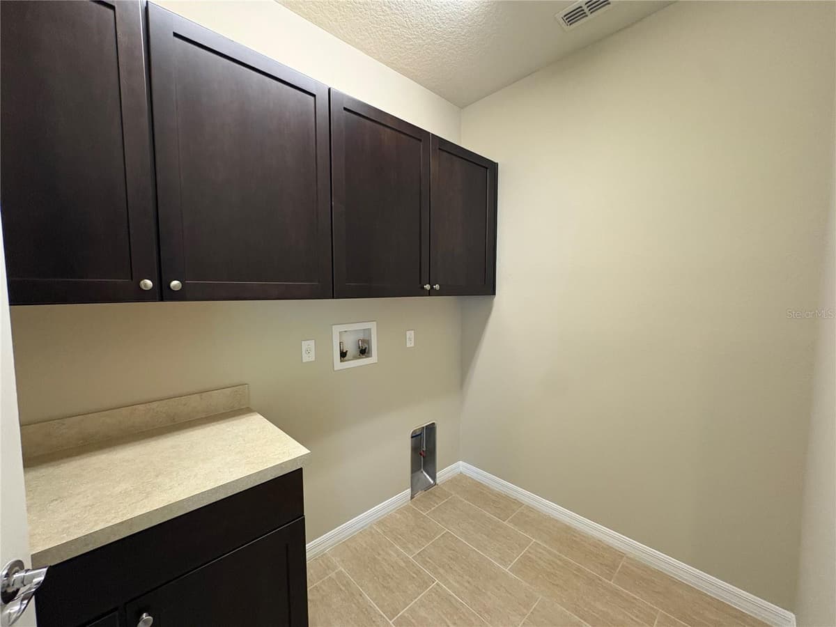 116 LA CRESTA COURT — photo 18 of 21