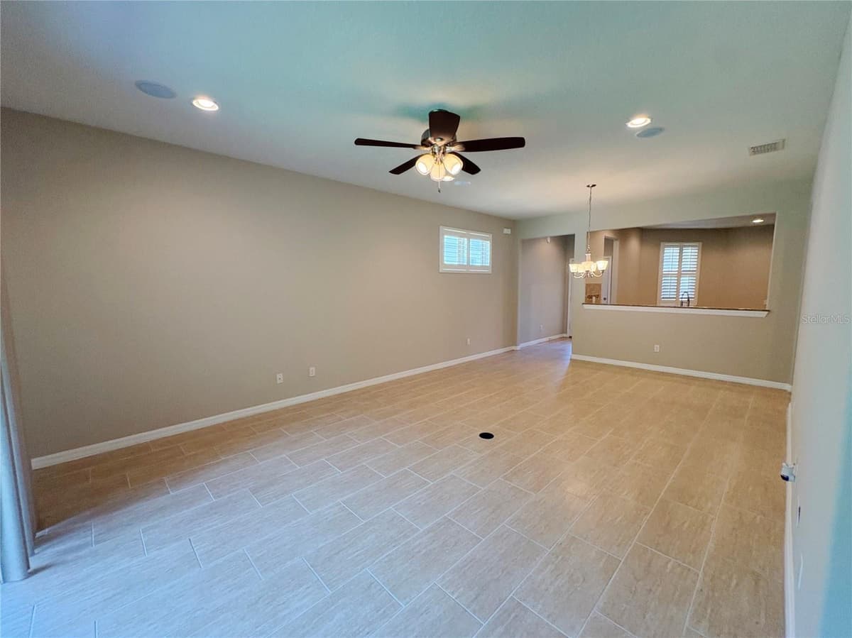 116 LA CRESTA COURT — photo 11 of 21