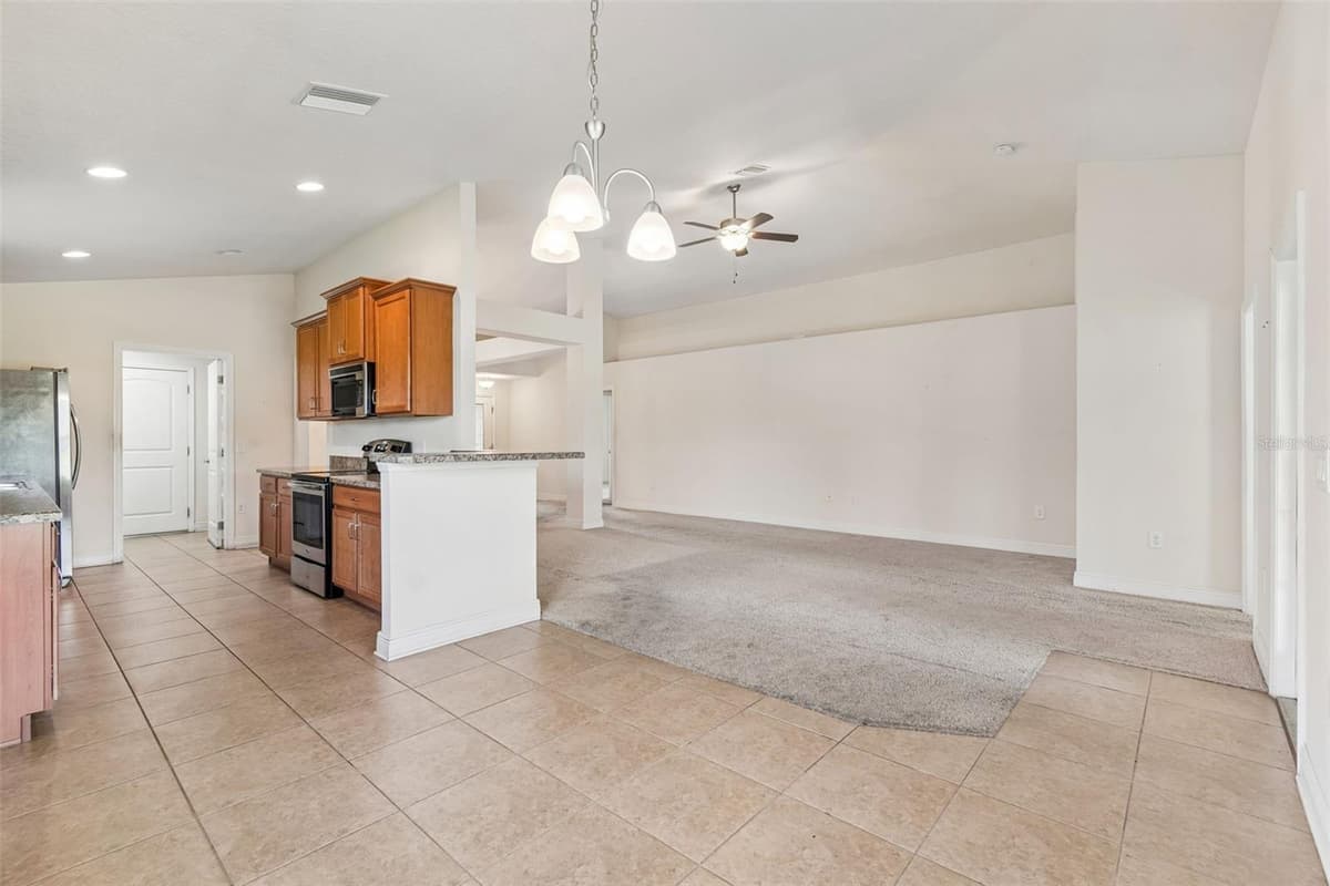 13613 NITI DRIVE — photo 29 of 95
