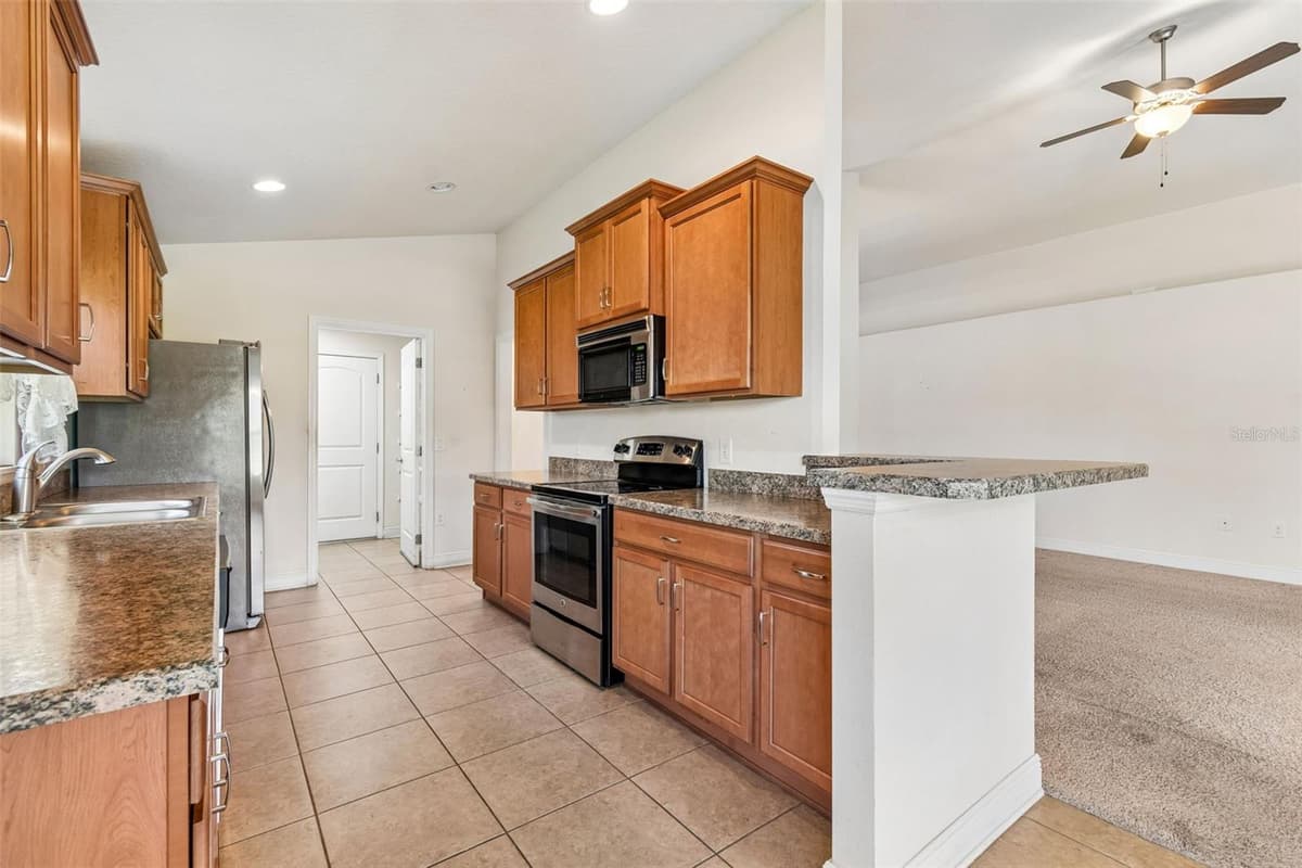 13613 NITI DRIVE — photo 27 of 95