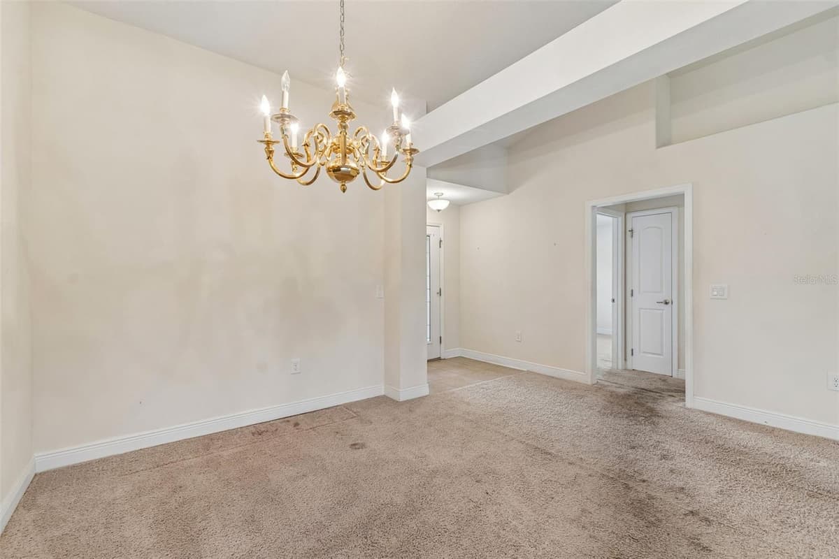 13613 NITI DRIVE — photo 17 of 95