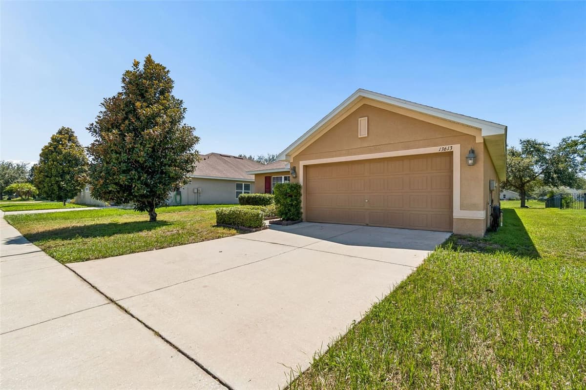 13613 NITI DRIVE — photo 4 of 95