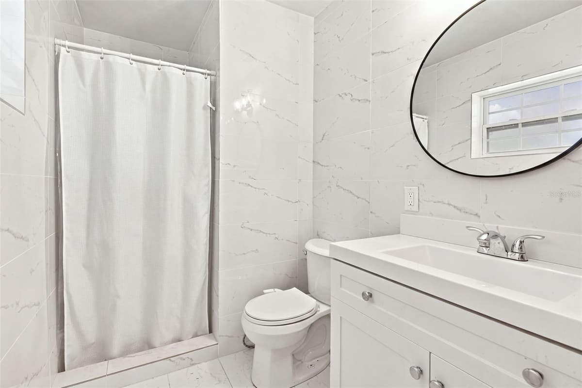 5826 WOODBINE DRIVE — photo 25 of 33