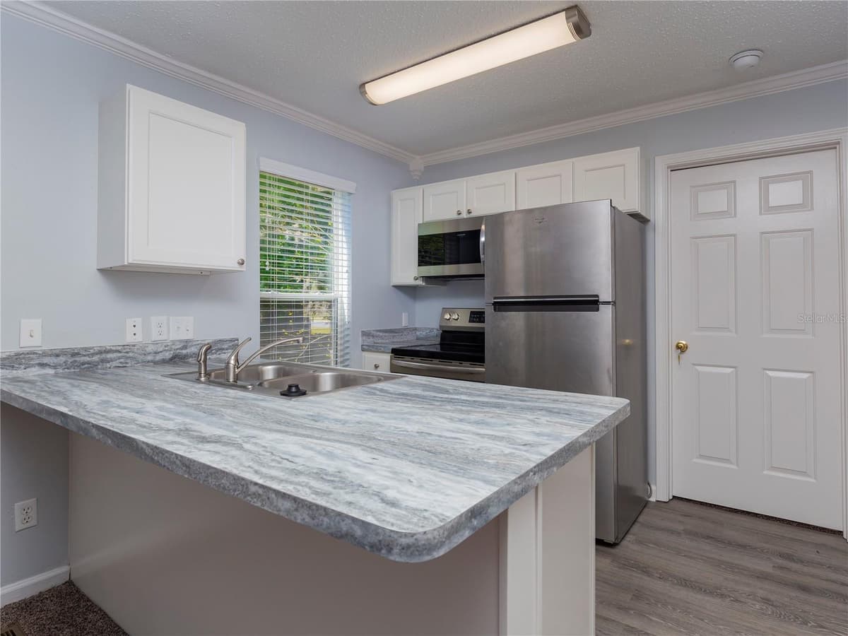 2905 ARCHER ROAD — photo 4 of 15