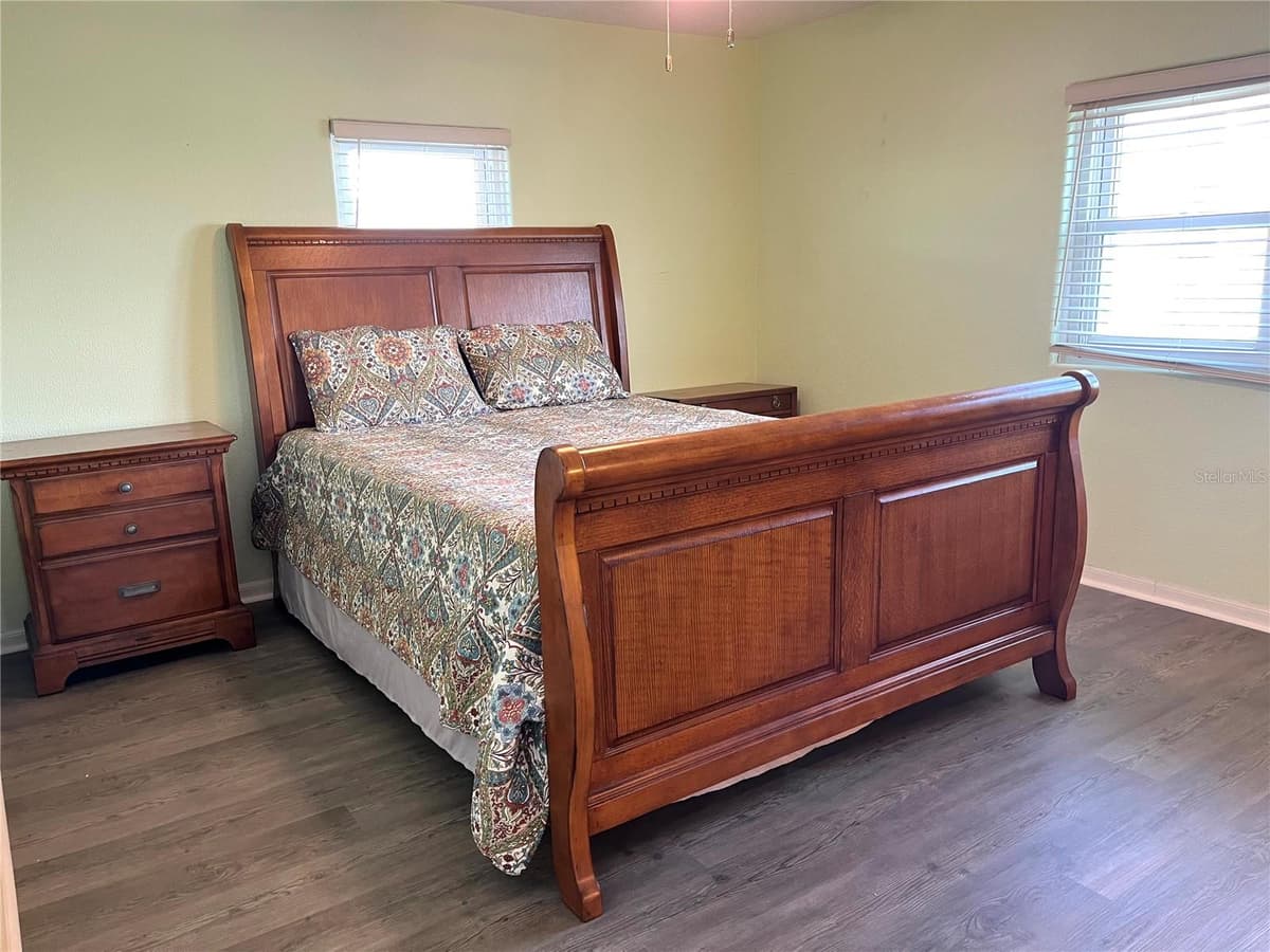 217 STARBOARD DRIVE — photo 31 of 65