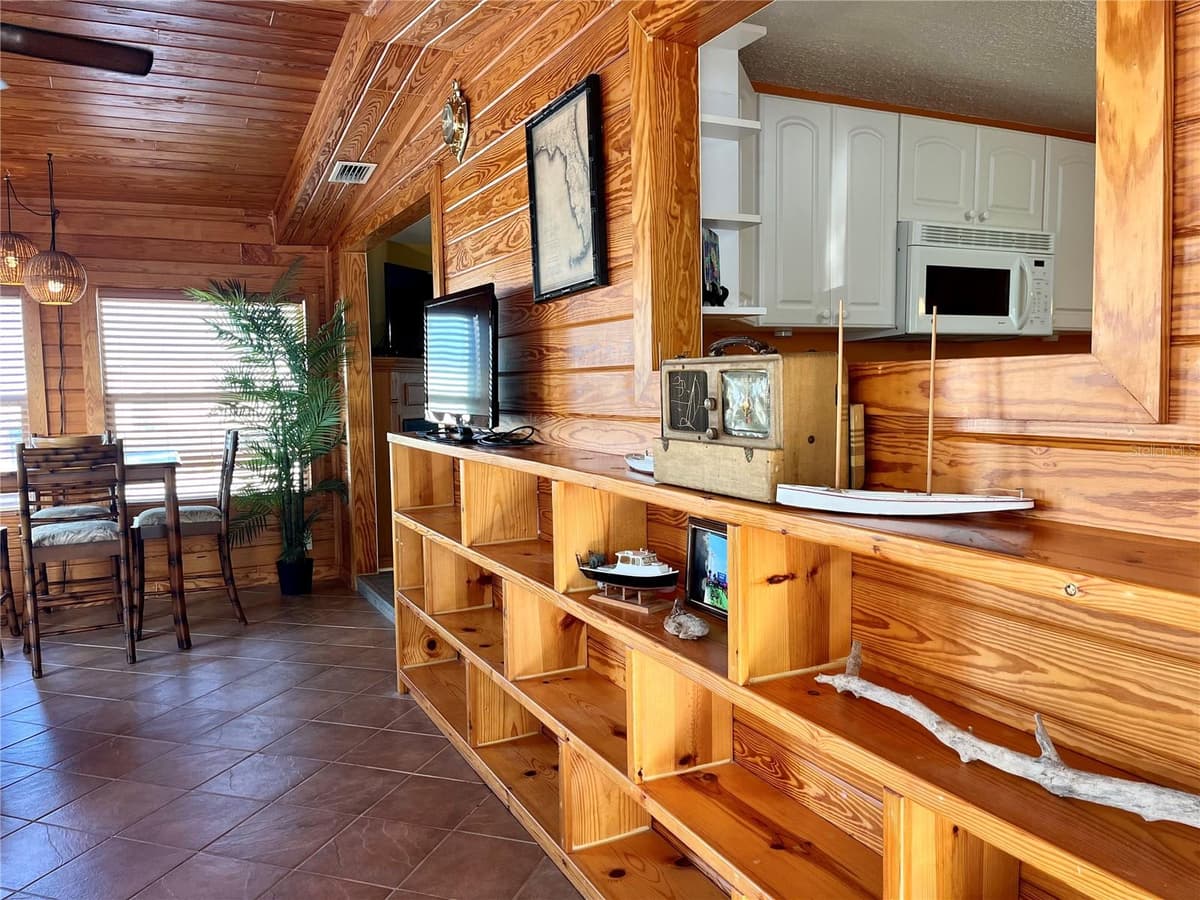 217 STARBOARD DRIVE — photo 13 of 65