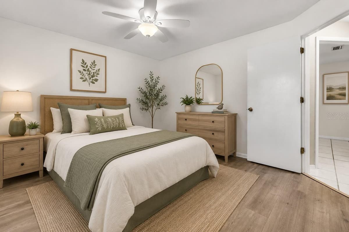 17131 DOYLE AVENUE — photo 12 of 47