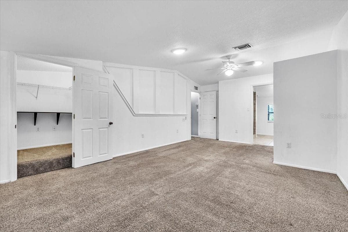 17131 DOYLE AVENUE — photo 23 of 47